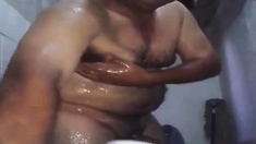 Str8 pakistani daddy shower time
