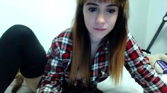 Hot amateur webcam teen masturbates for their fans