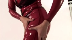 Cute amateur brunette naughty in solo jerking show on camera