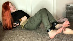 Horny amateur girls with a foot fetish play along