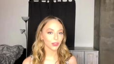 Young amateur teen in solo masturbation getting kinky