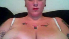 Big-Titted Blonde BBW on Webcam