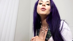 Brunette Solo Webcam Masturbation