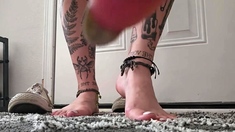 MythicMaggie aka mythicmaggs OnlyFans - Giantess Maggie