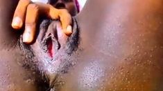 Ebony Milky Webcam