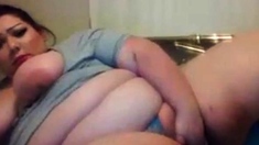 BBW gropes herself